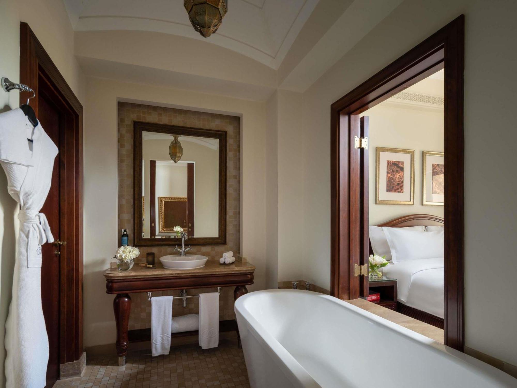Executive Jacuzzi Room