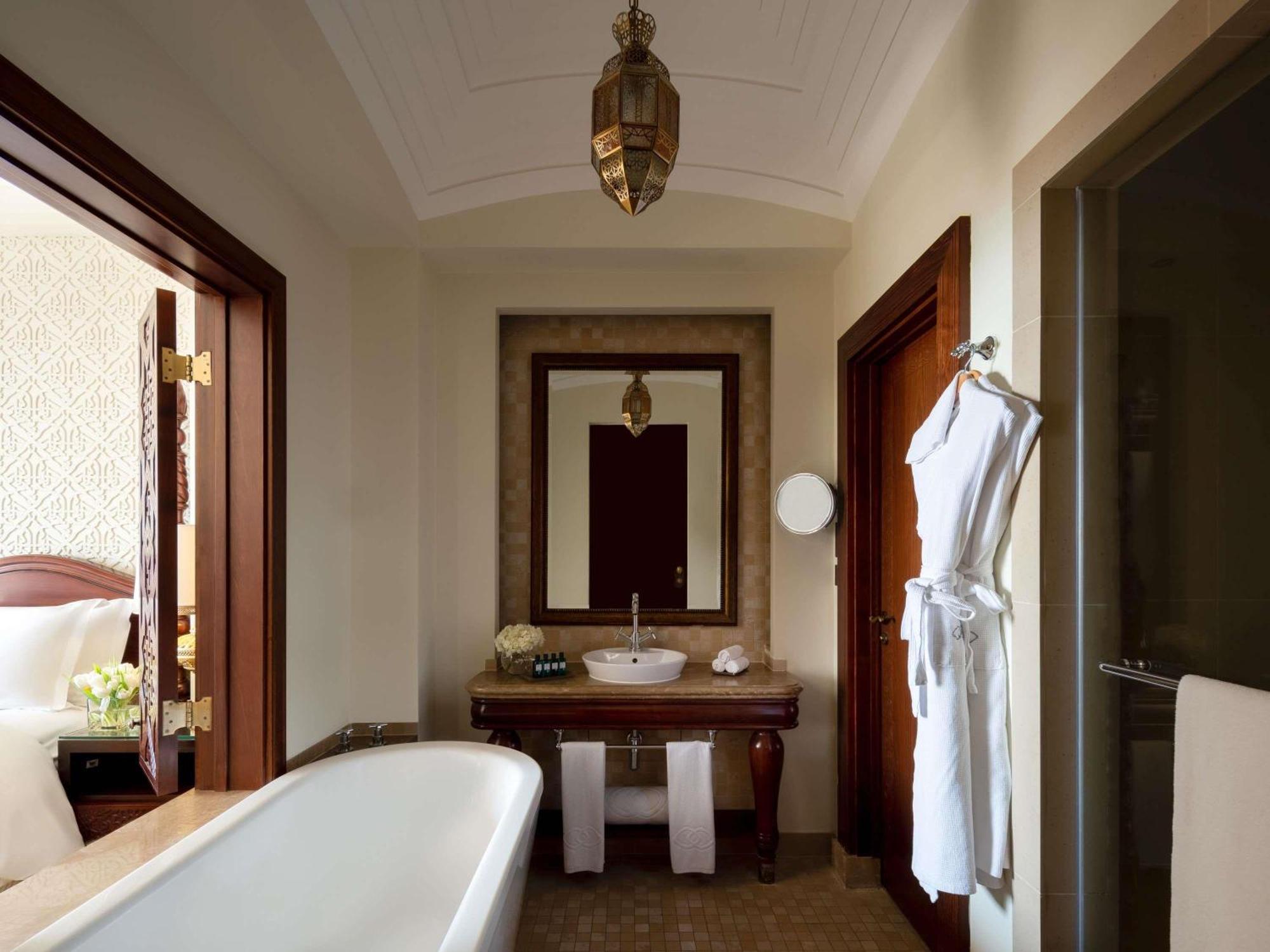 Luxury Twin Room Balcony Sea View