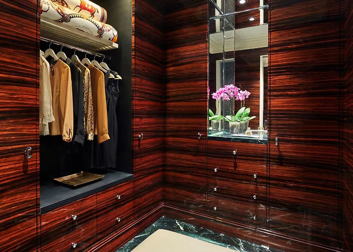 Four Seasons Bahrain BaySpa Hotel